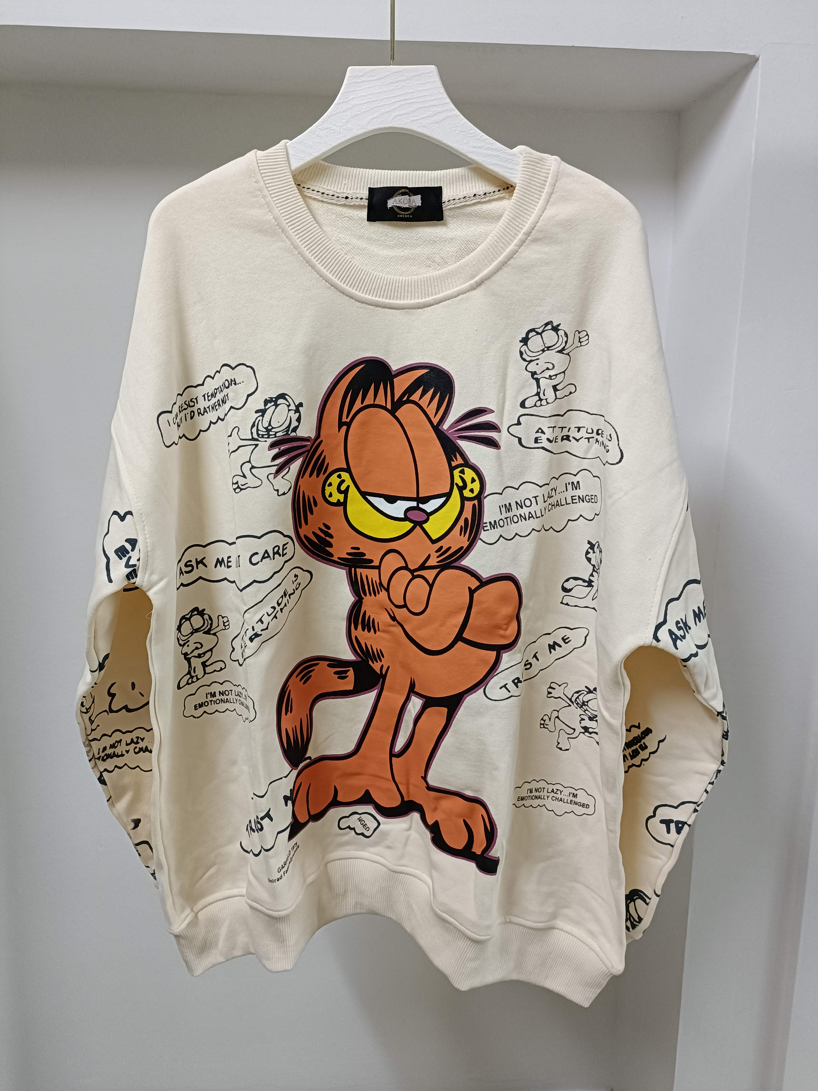 Women's oversized cartoon printed sweatshirts